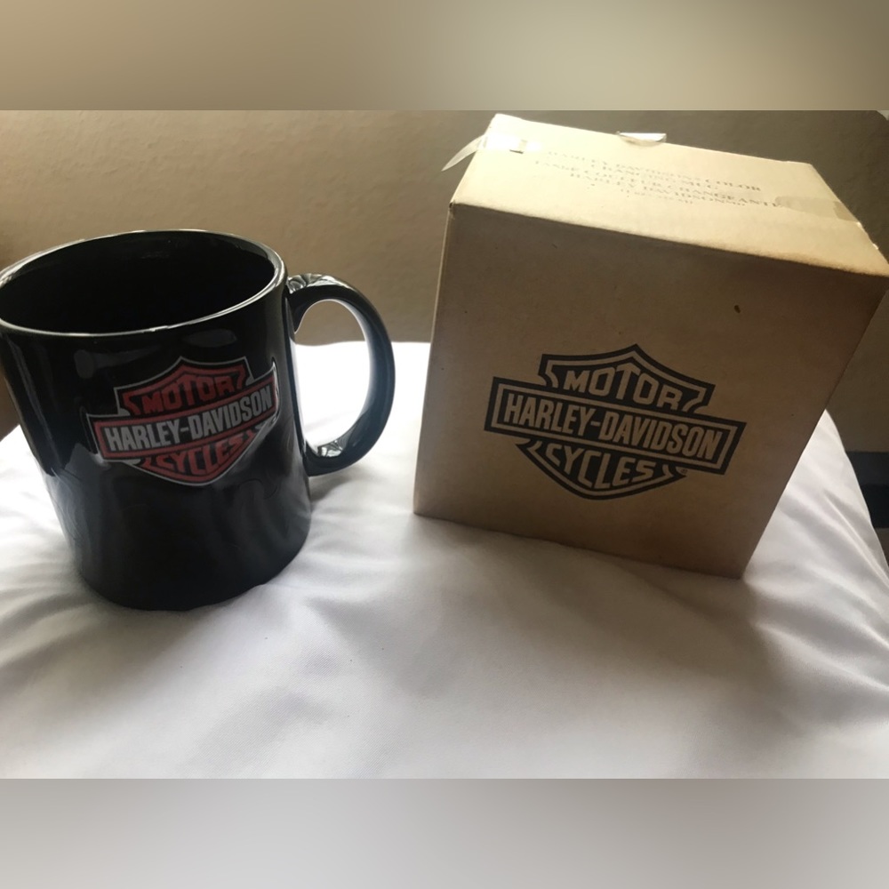 HARLEY DAVIDSON COLOR CHSNGI G MUG 2007